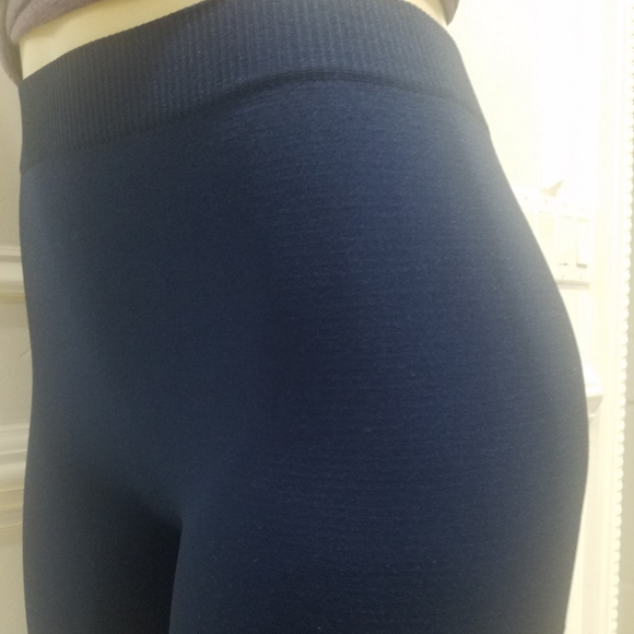Black Leggings - Picture 5 of 7